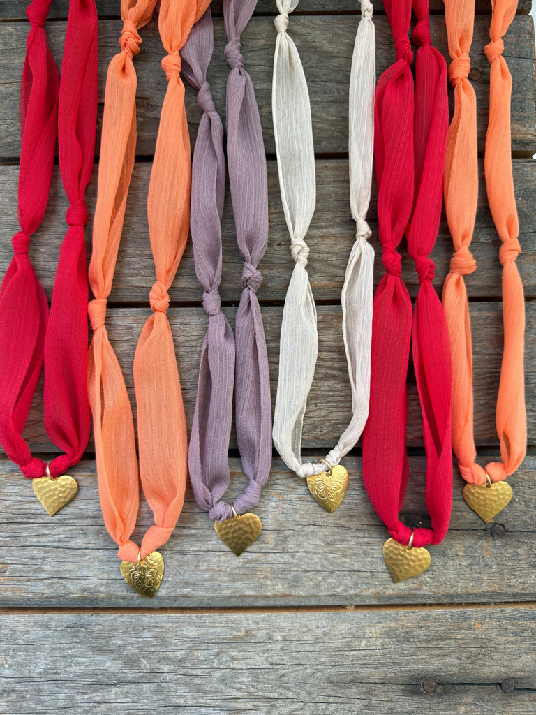 Ribbon heart Necklace